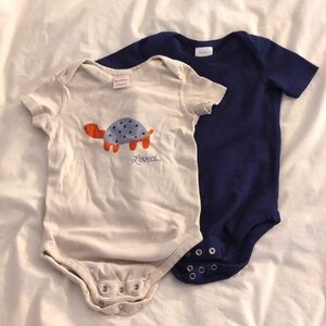 Hanna Andersson bodysuits size 3T